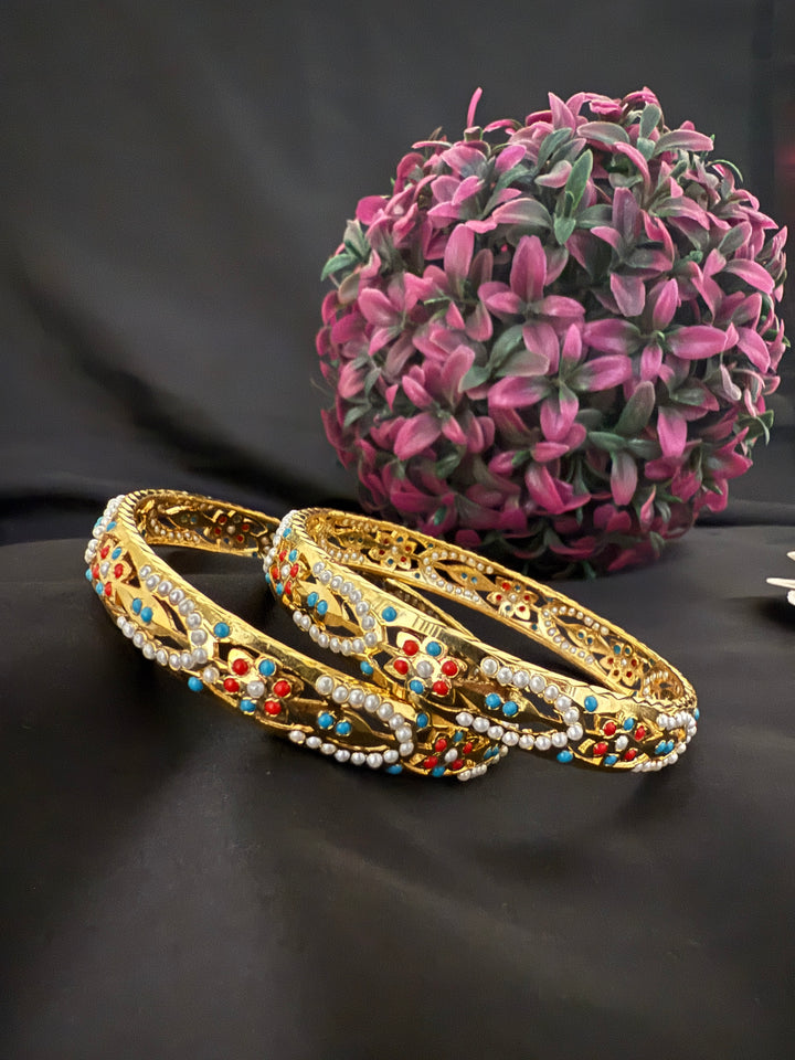 Traditional Indian Jadau Bangle