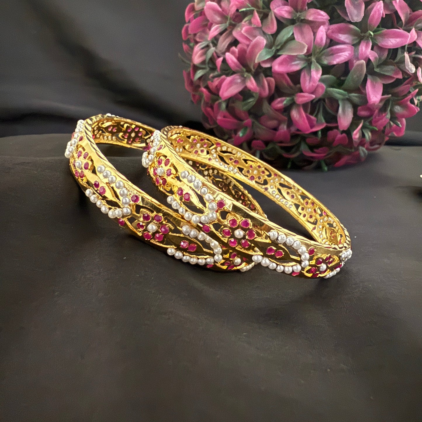 Traditional Indian Jadau Bangle
