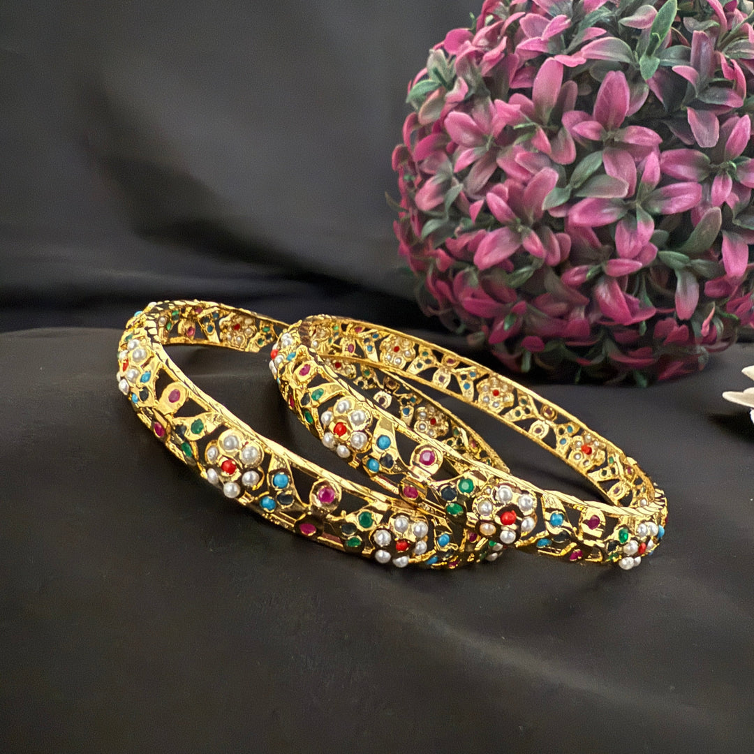Gold Plated Jadau Bangle