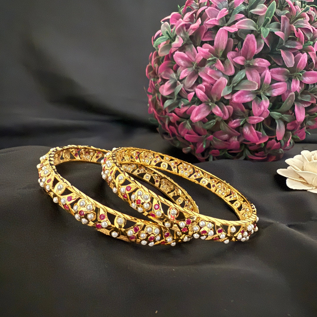 Gold Plated Jadau Bangle