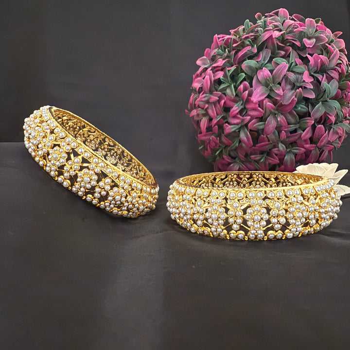Flower Design Jadau Bangles