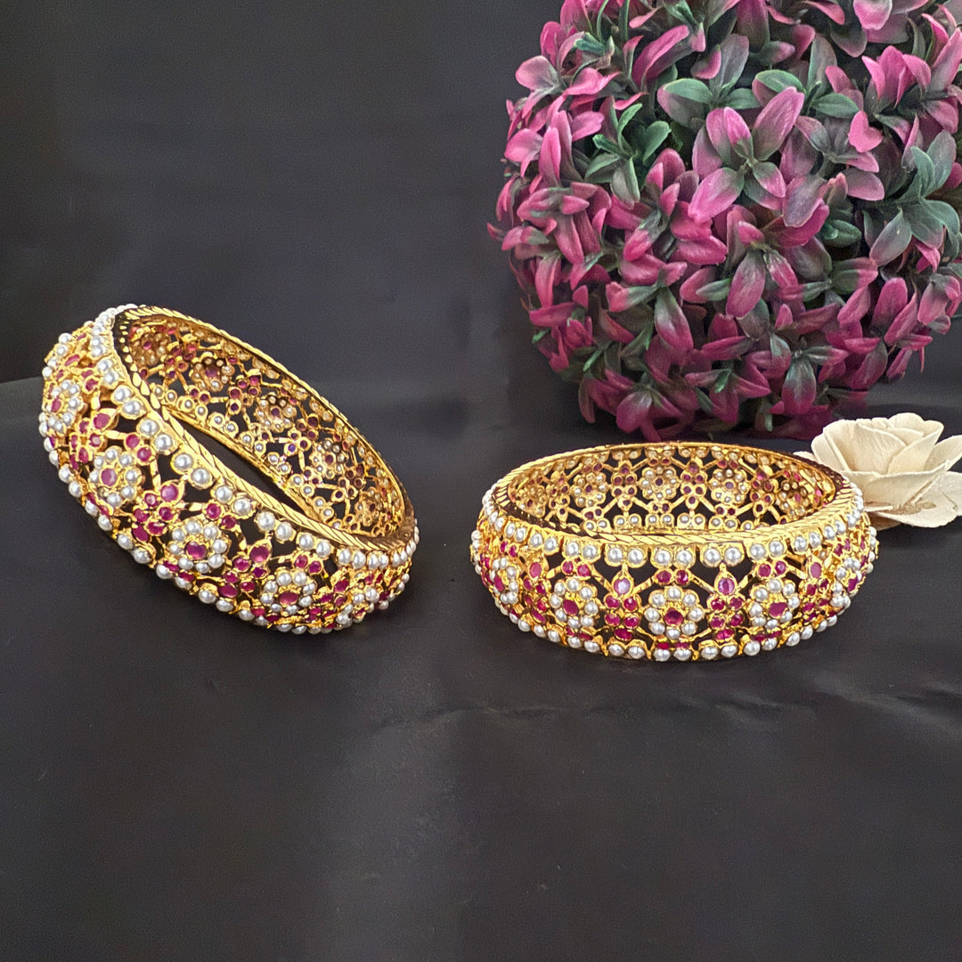Flower Design Jadau Bangles