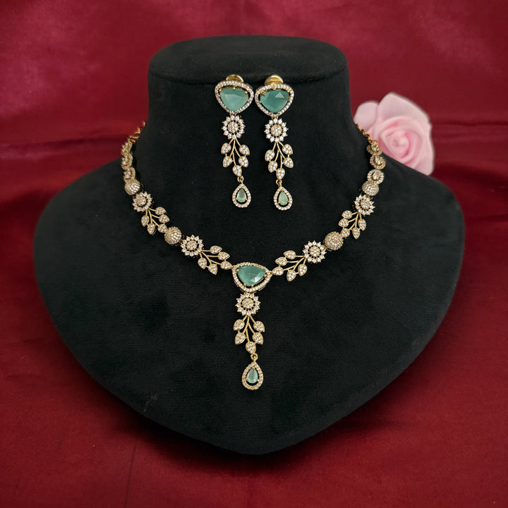 Classic Zircon Necklace Set