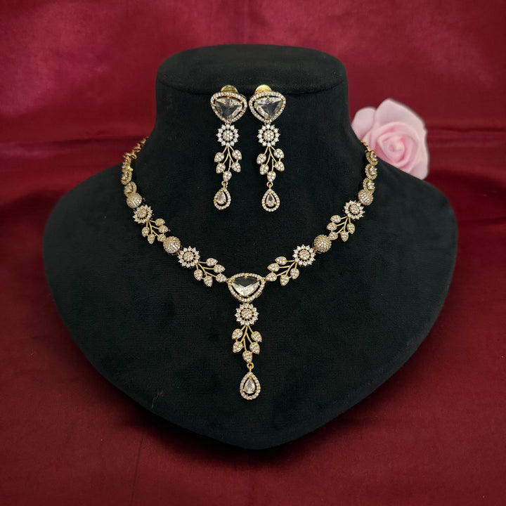 Classic Zircon Necklace Set