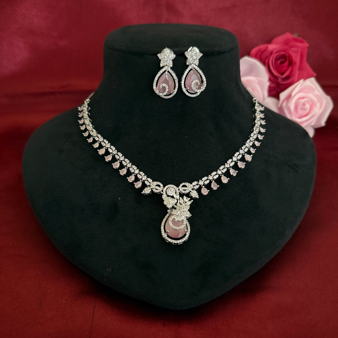 Exclusive Zircon Necklace Set