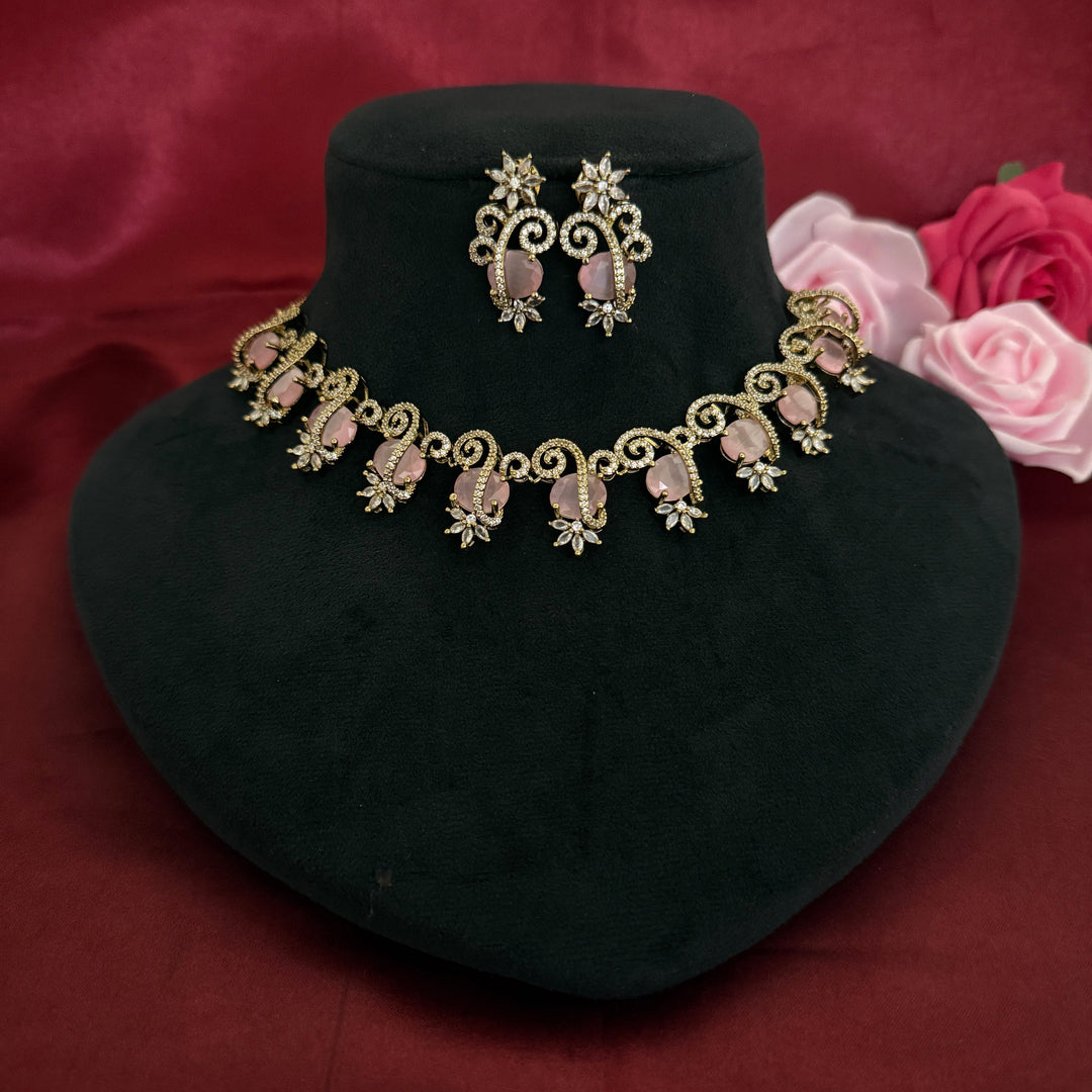 Traditional Zircon Necklace Set