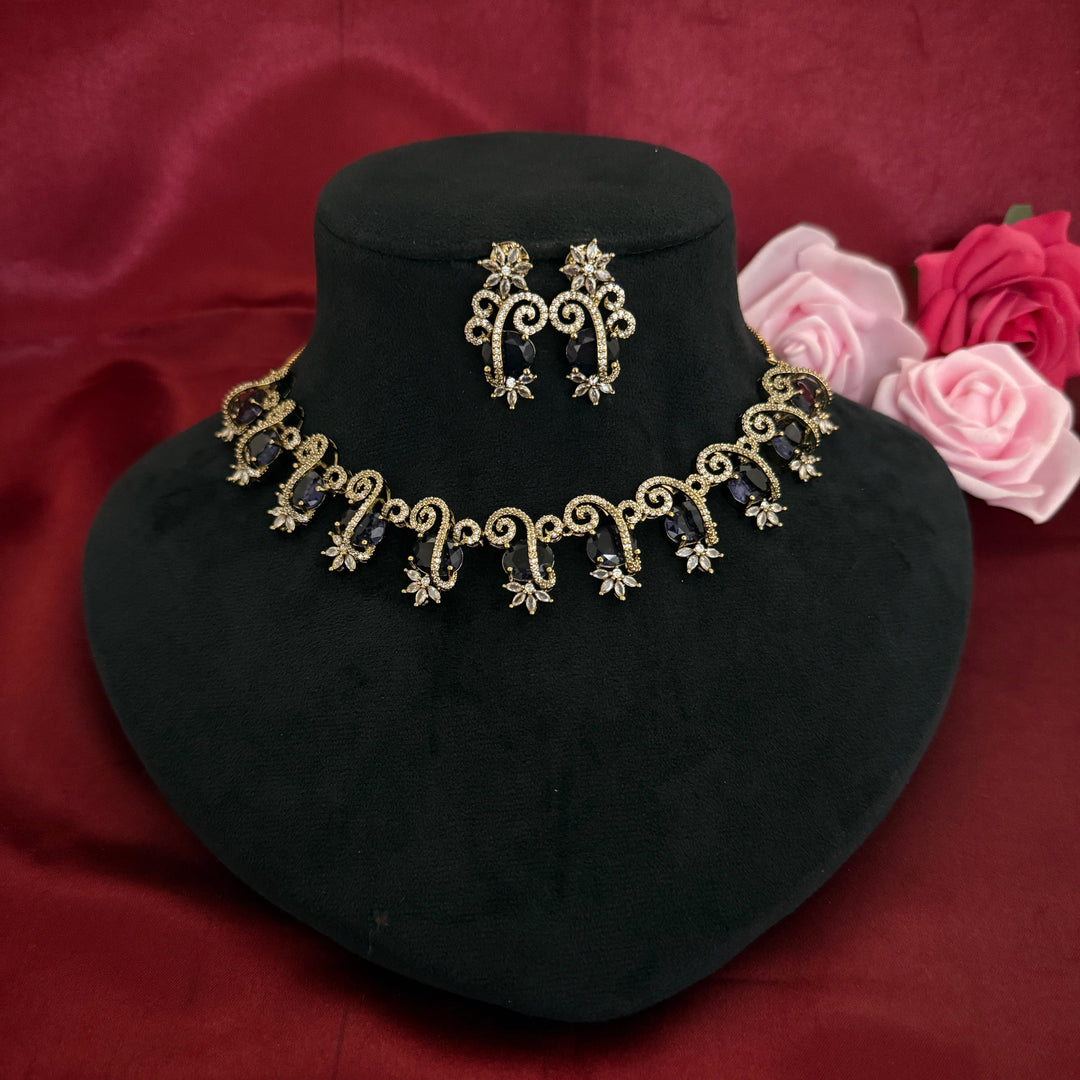Traditional Zircon Necklace Set