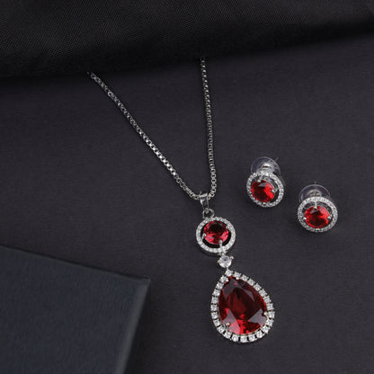 Beautiful Zircon Pendant Set