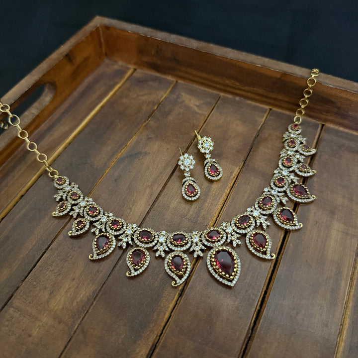 Flower Design Zircon Necklace Set