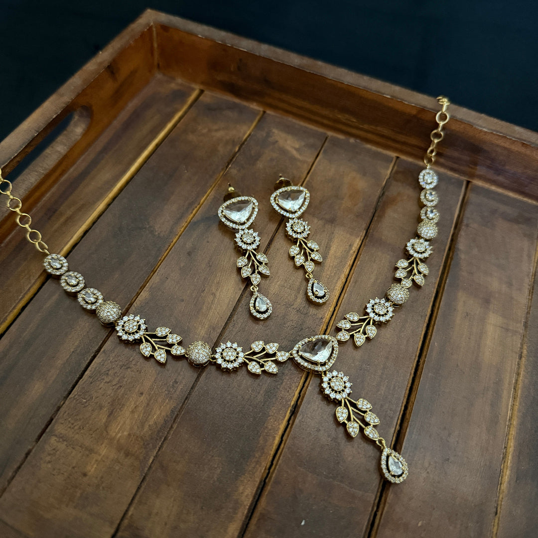 Classic Zircon Necklace Set
