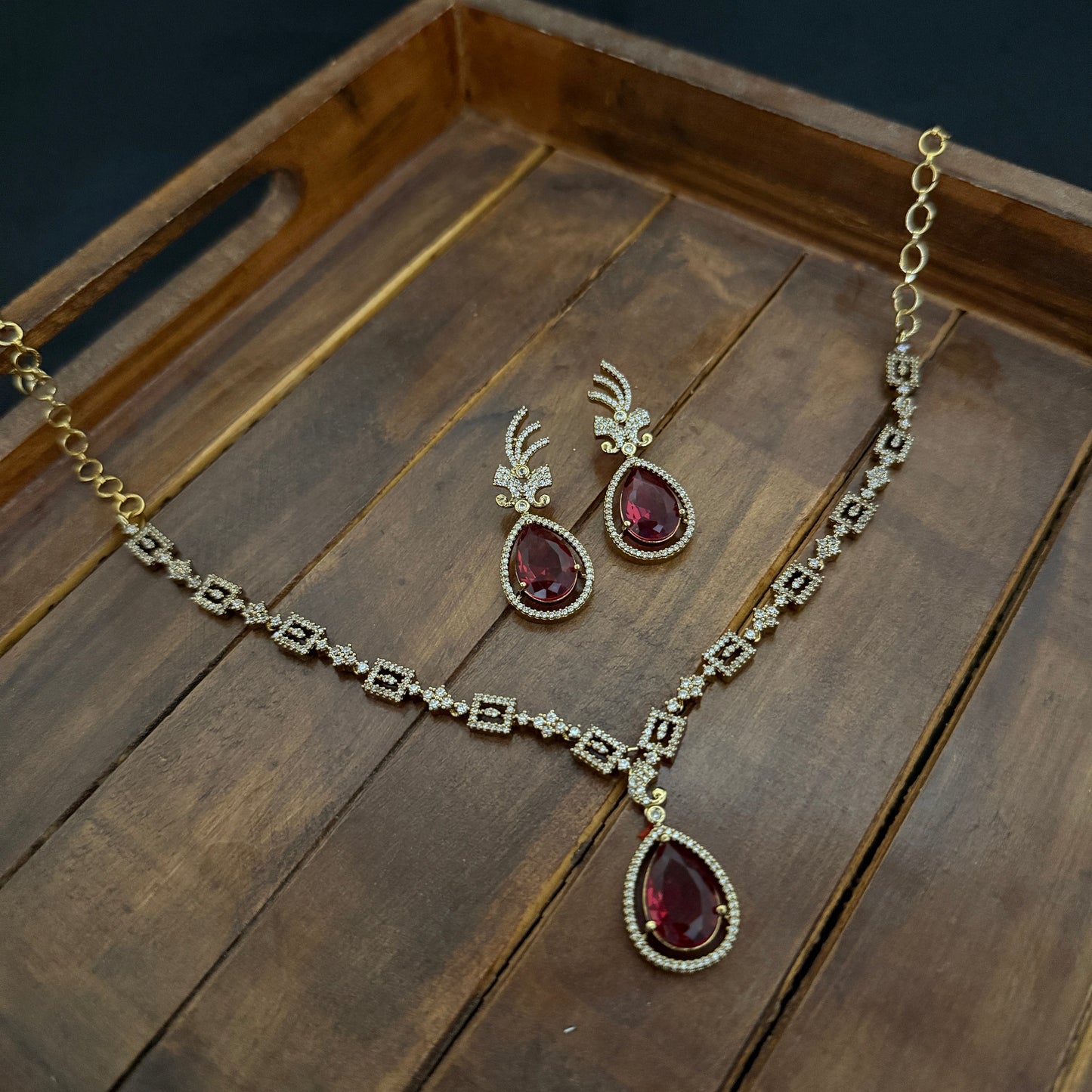 Light Weight Zircon Necklace Set