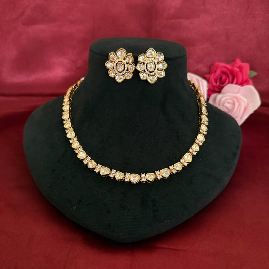Full White Single line Kundan Necklace Set
