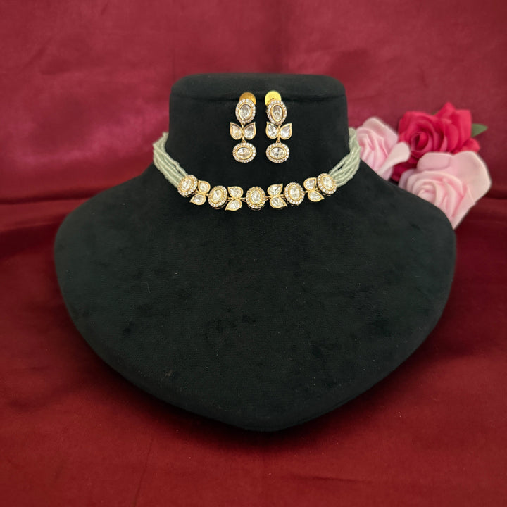 Light Weight Kundan Necklace Set