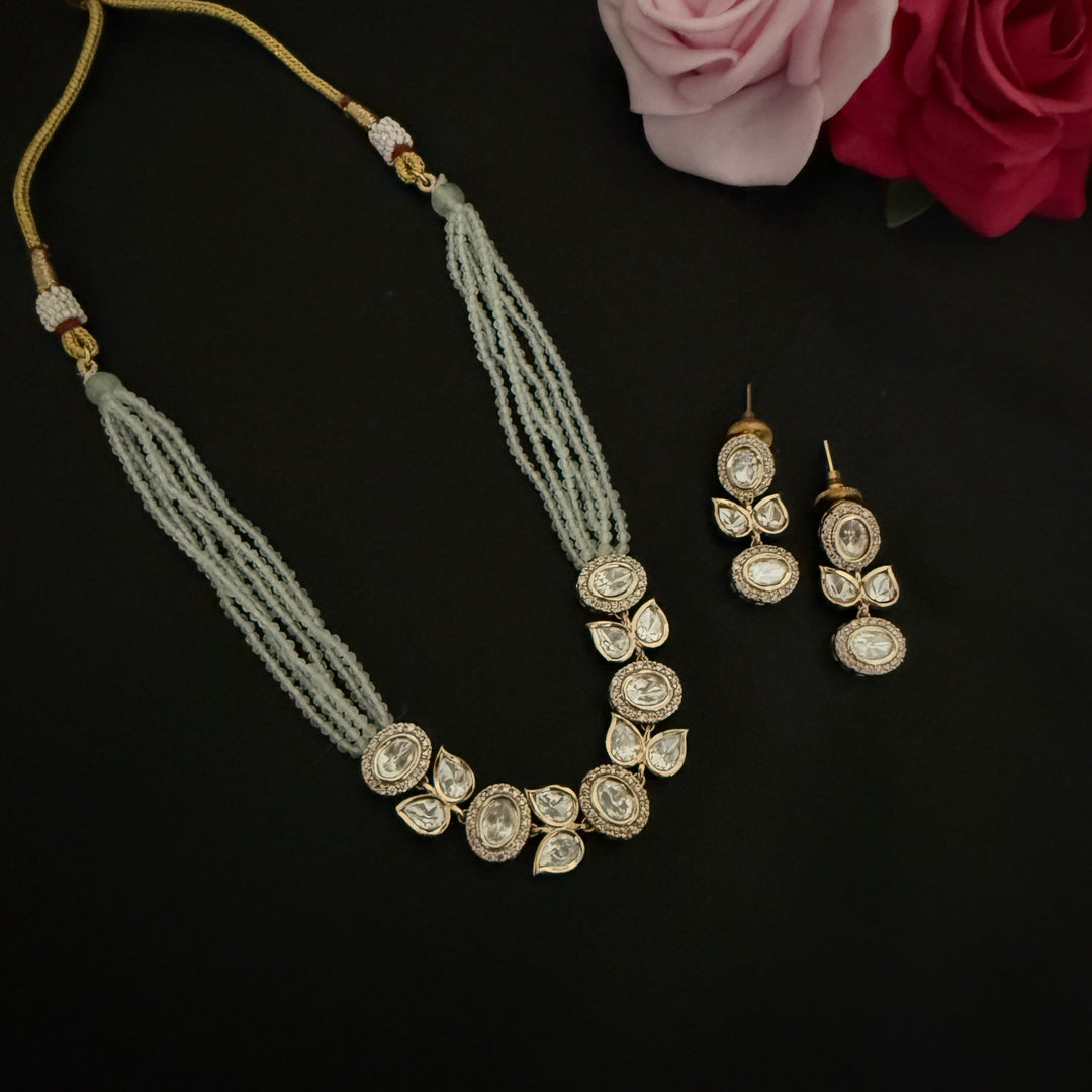 Light Weight Kundan Necklace Set