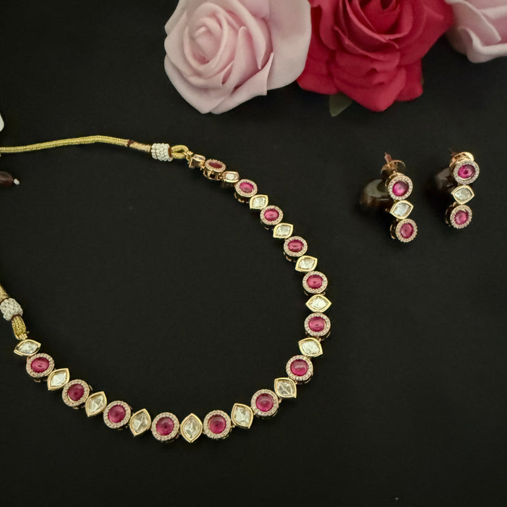Single line Kundan Necklace Set