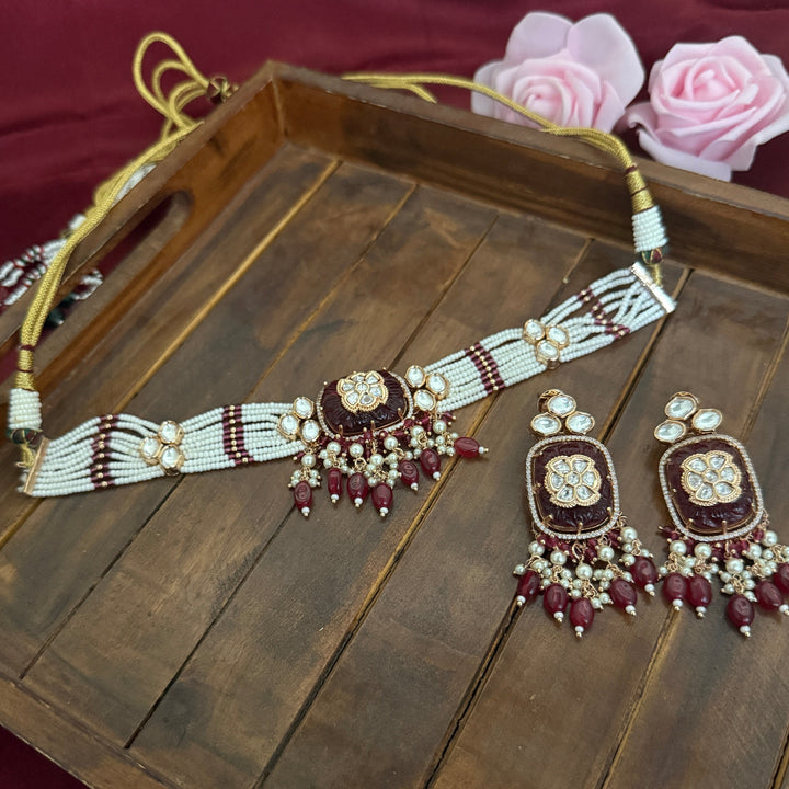 Delicate Kundan Polki Choker Set