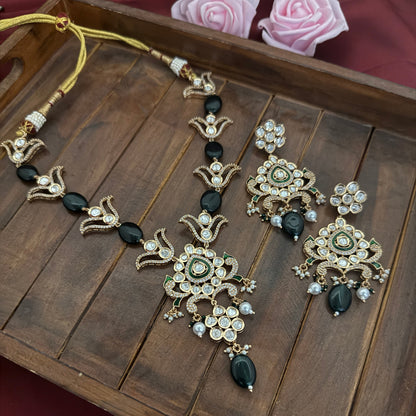 Green Color Kundan Polki Necklace Set