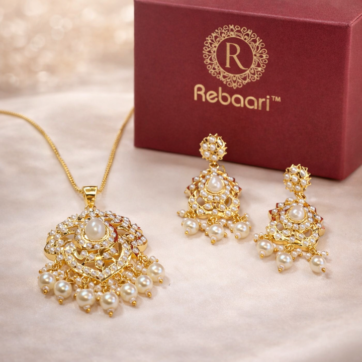 REAL LOOK SEMI PRECIOUS PEARL PENDANT SET