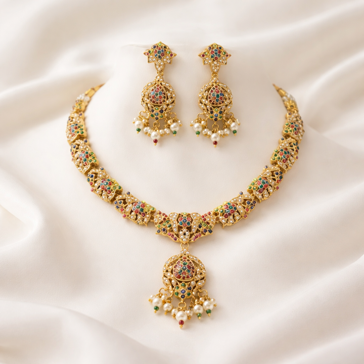 Traditional Pearl Necklace Set