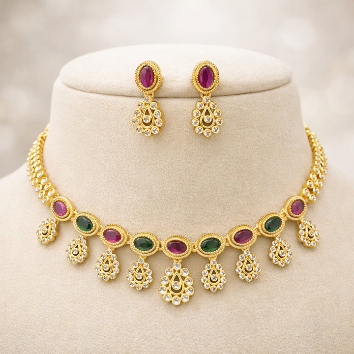 Elegant Antique Necklace Set