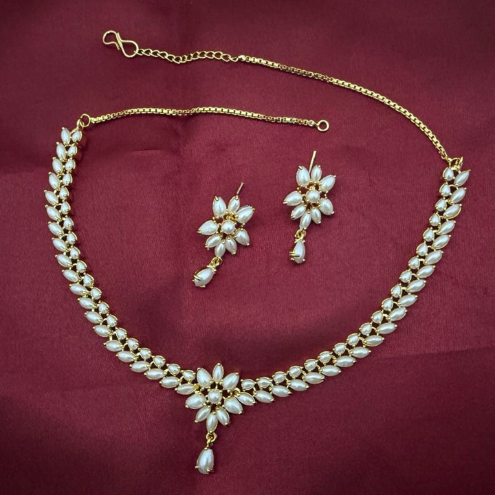 Pearl Necklace Set