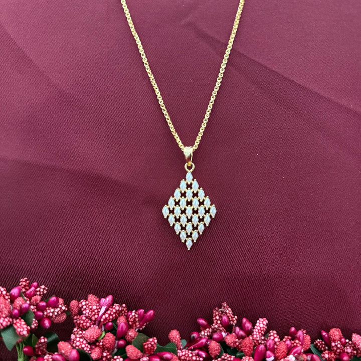 Diamond Shape Pendant Set