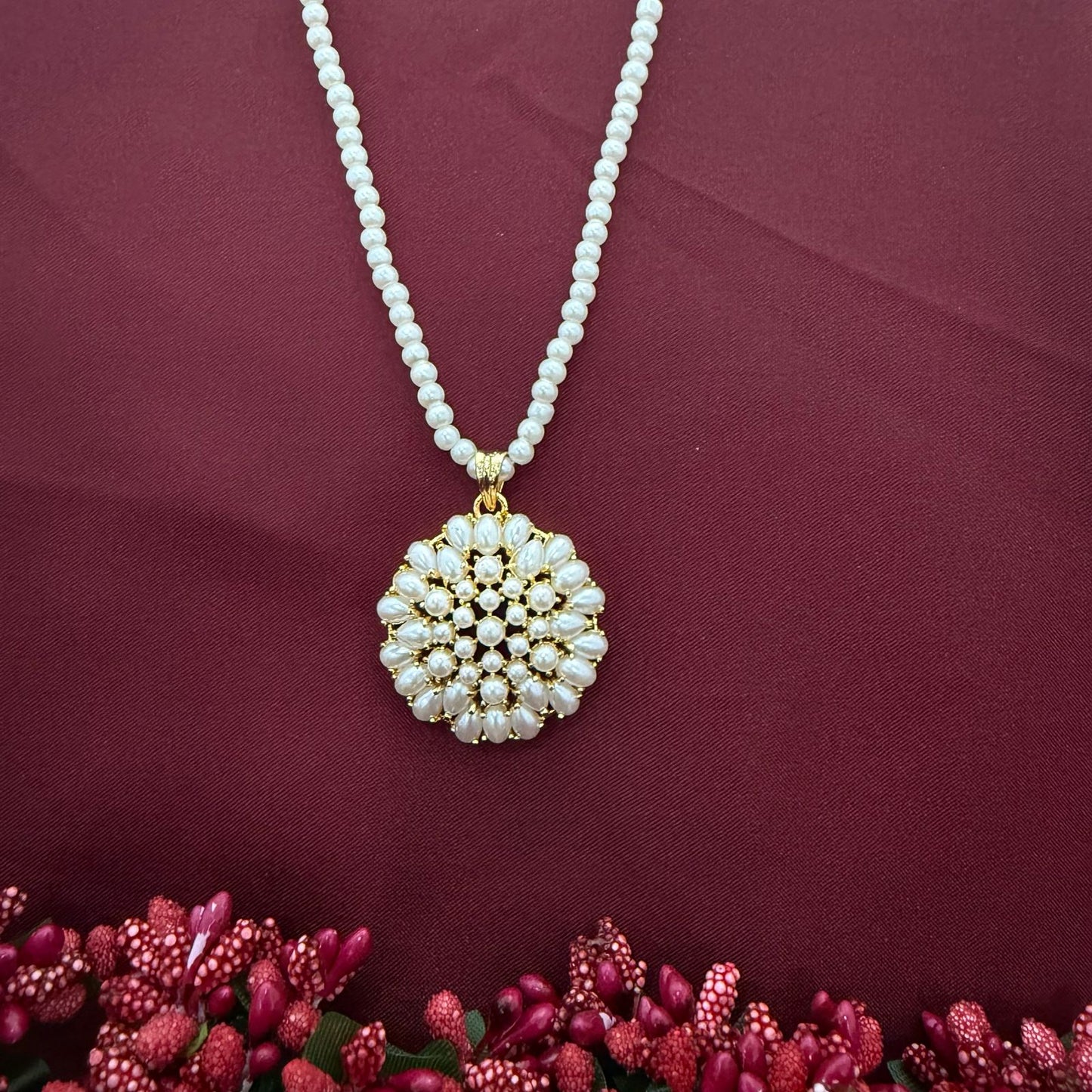 Round Pearl Pendant Set