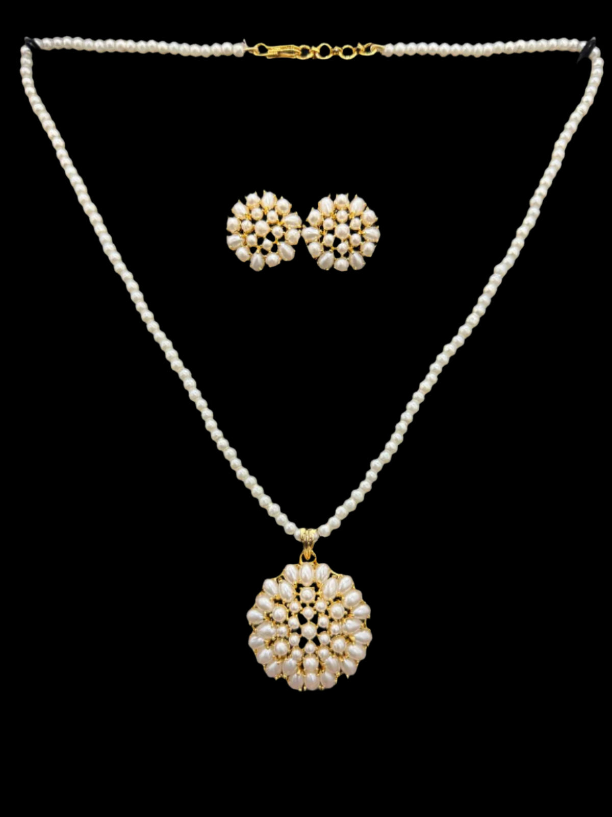 Round Pearl Pendant Set