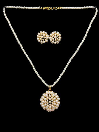Round Pearl Pendant Set