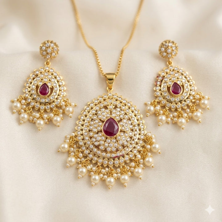 Pearl Jadaau Pendant Set