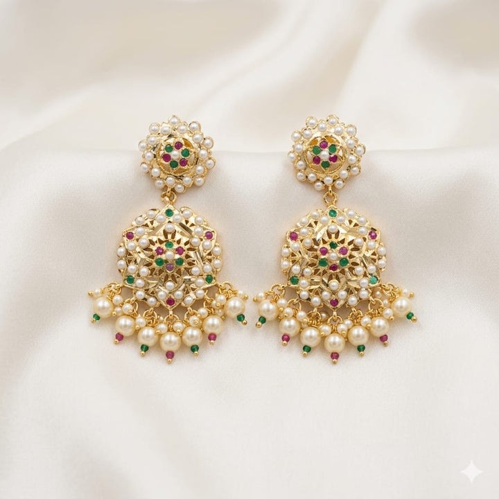 Elegant Jadaau Pearl Earrings