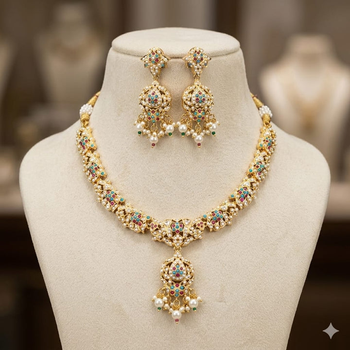 Traditional Pearl Necklace Set