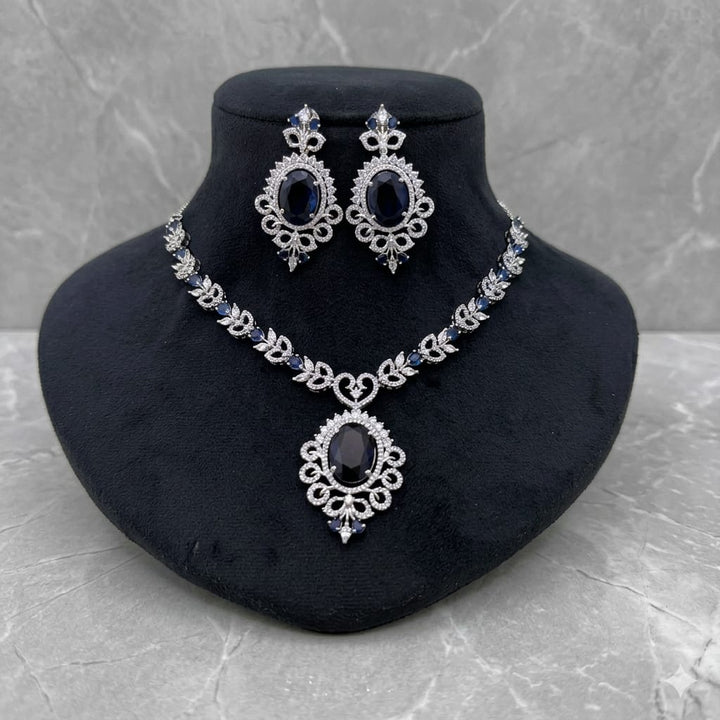 Glorious Necklace Set