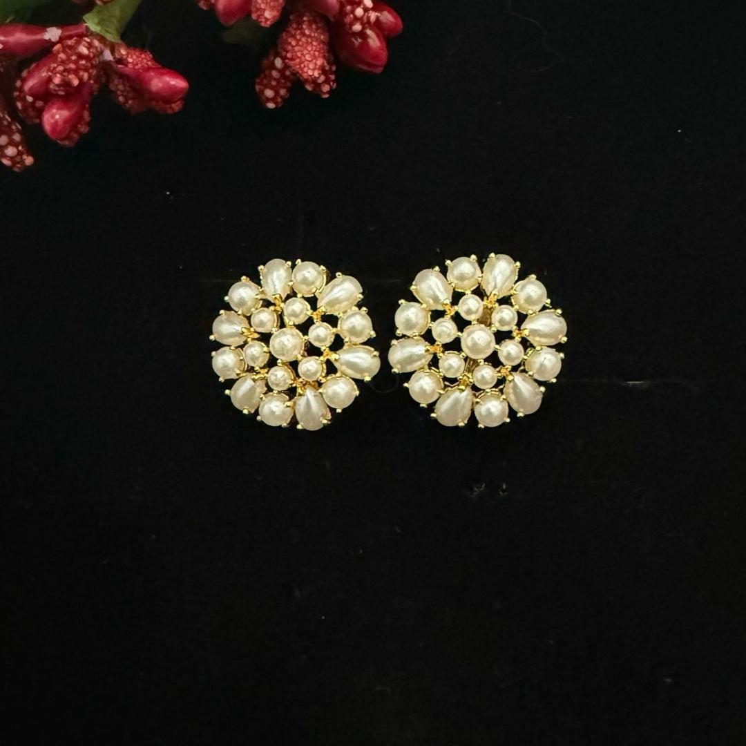 Round Pearl Pendant Set