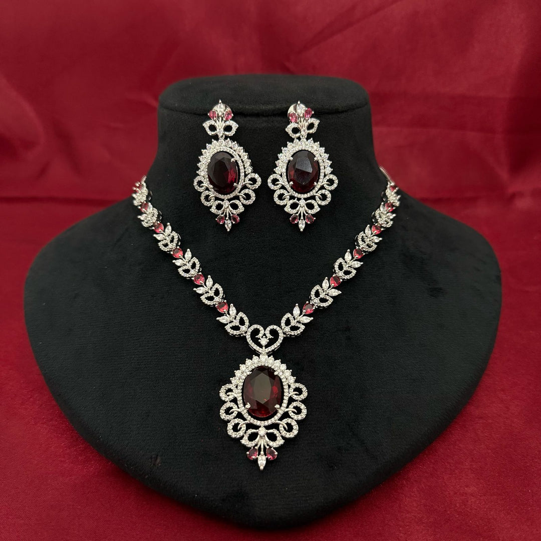 Glorious Necklace Set