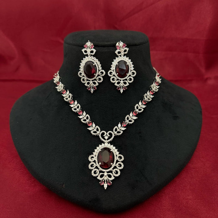 Glorious Necklace Set