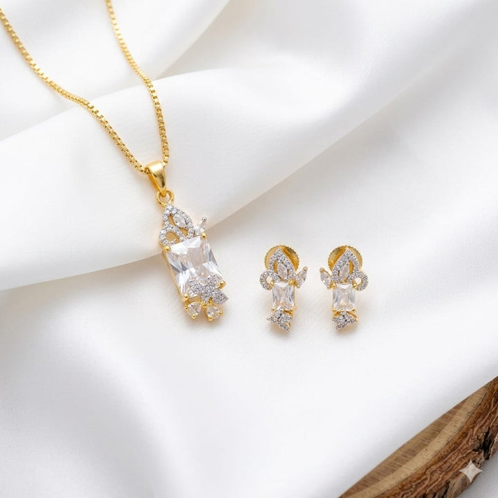 Beautiful Zircon Chain Pendant Set
