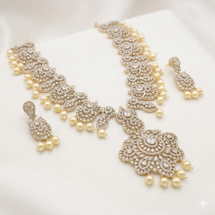 Flower Design Zircon Necklace Set