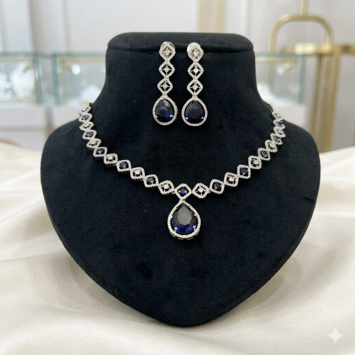 Peardrop Zircon Necklace Set