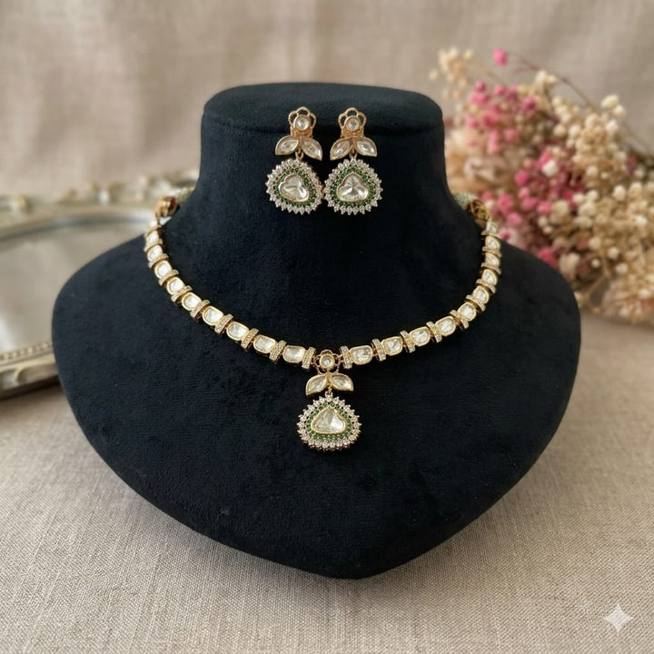 Elegant Gold Plated Kundan Necklace Set