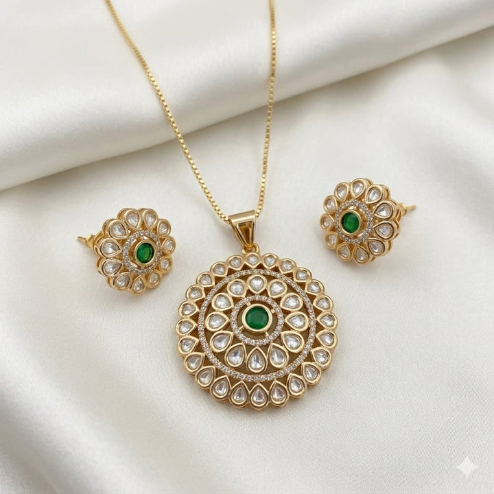 Flower Design Polki Pendant Set
