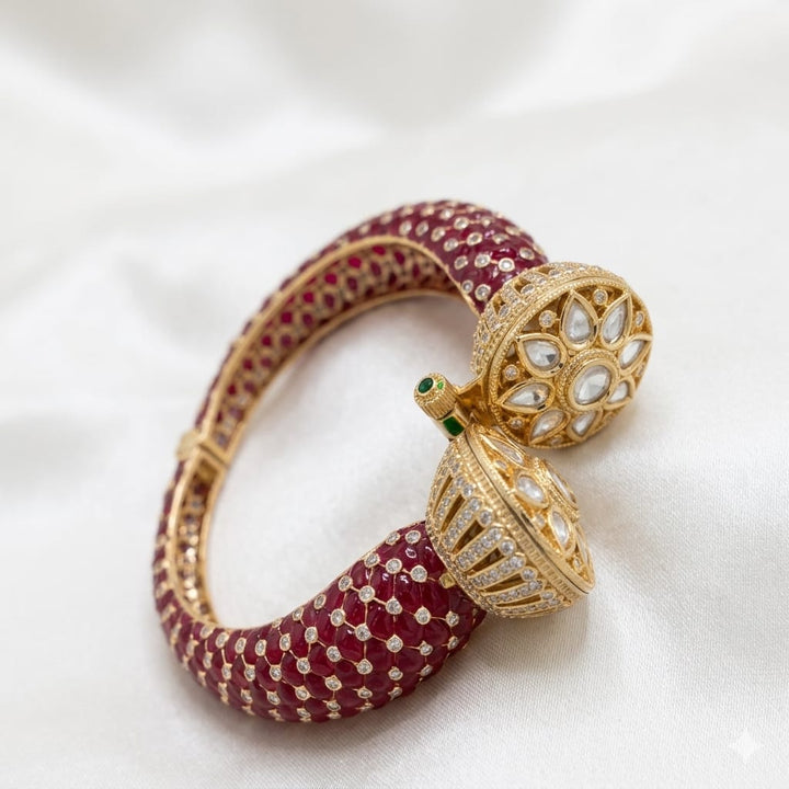 Exclusive Kundan Bracelet