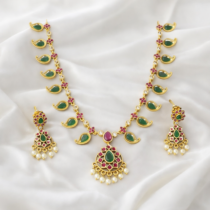 Ruby-Green Antique Necklace Set