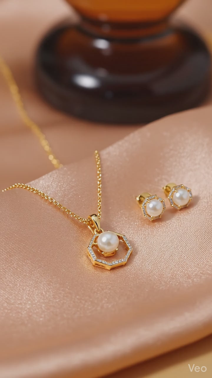 Pearl Design Zircon Pendant Set