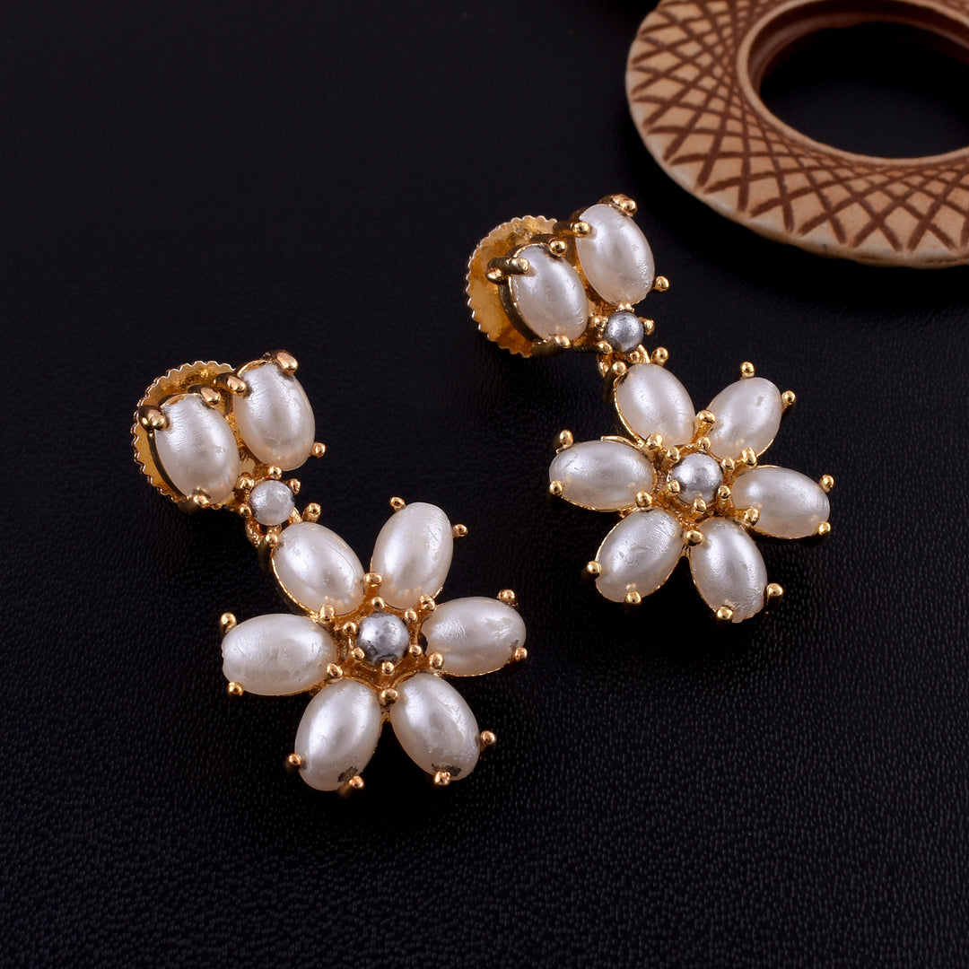 Heavily Embellished Pearl Necklace Set