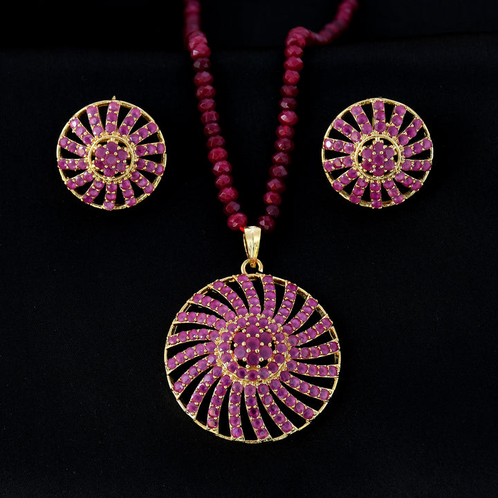 Round Shape Semi-Precious Pendant Set