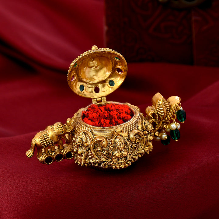 Traditional Sindoor Dani