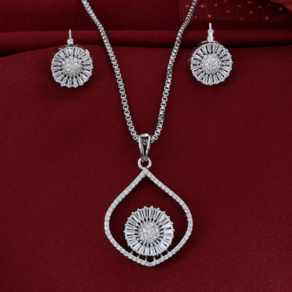 Light Weight Diamond  Pendant Set