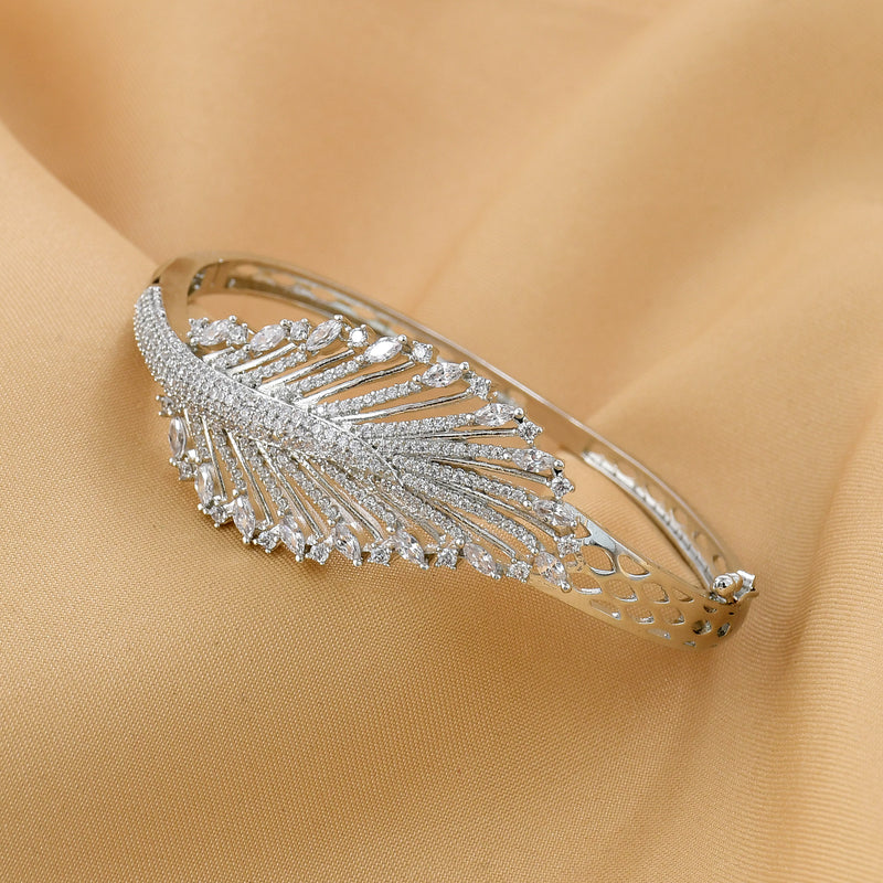 Leaf Style Diamond Bracelet