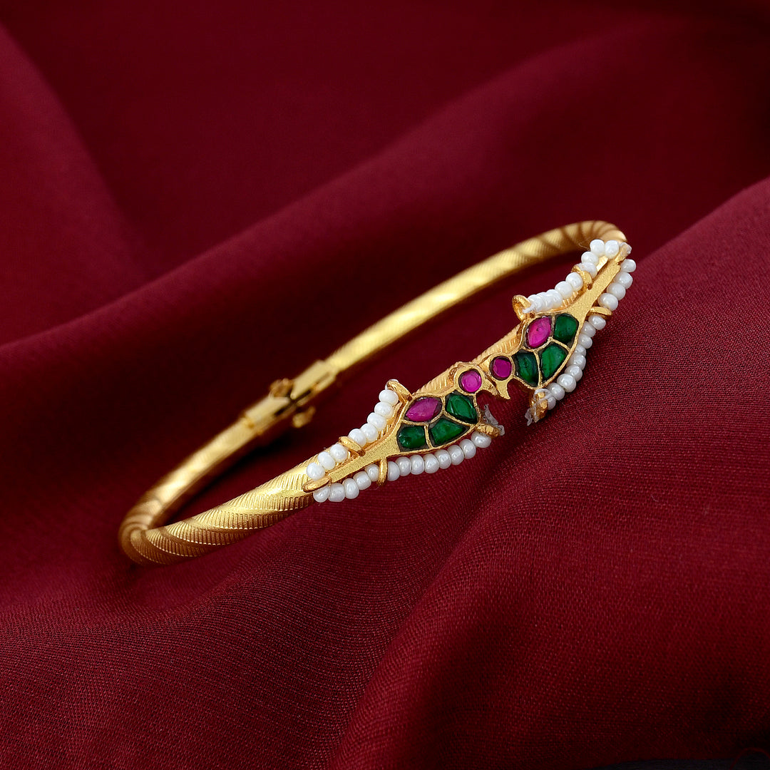 ADJUSTABLE KUNDAN BRACELET